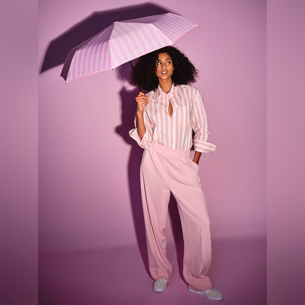 NWT Victoria’s Secret Classic Pink Striped Umbrella - Picture 7 of 9